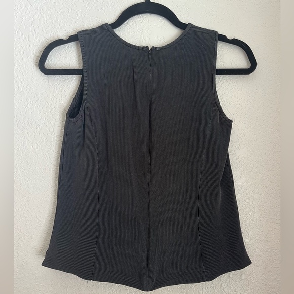 Vintage Sleeveless Pinstripe Shirt - Picture 6 of 6